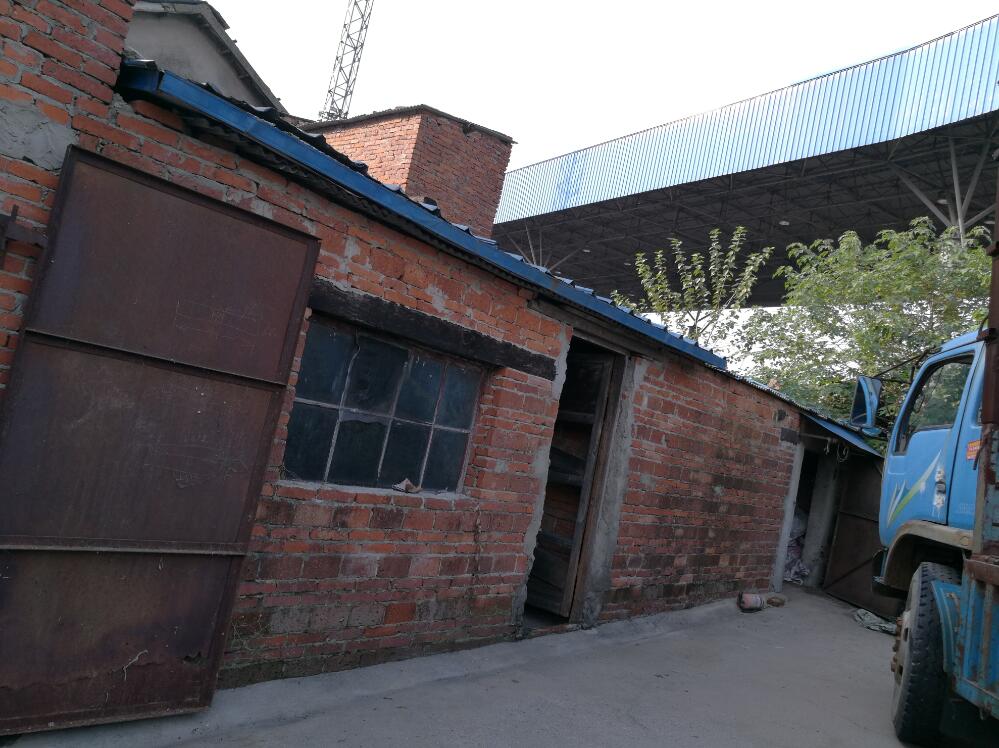 ������***��˾���е�λ�ڰ����Ж|վ�|؛����(n��i)���ݡ����������Cе�O(sh��)�估܇�v�Ј��rֵ�u��