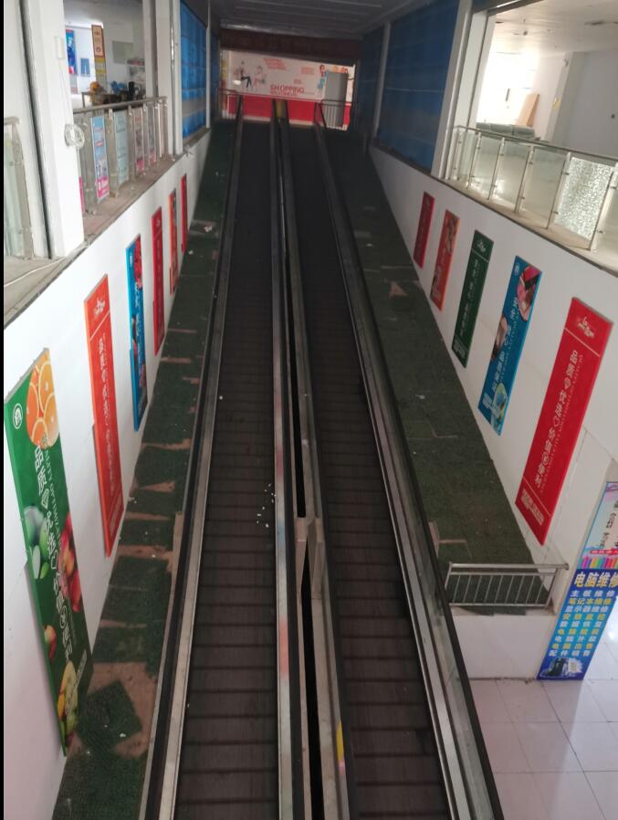 ��(du��)**���µ�**�����b��b�޼���Ʒ�M(j��n)���Ј��r(ji��)���u(p��ng)��